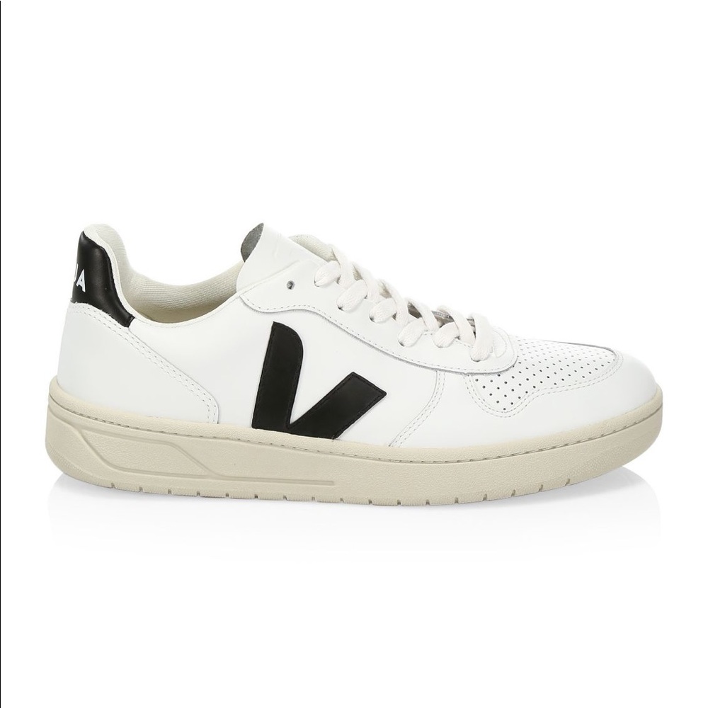 NIB Veja V-10 - size 39